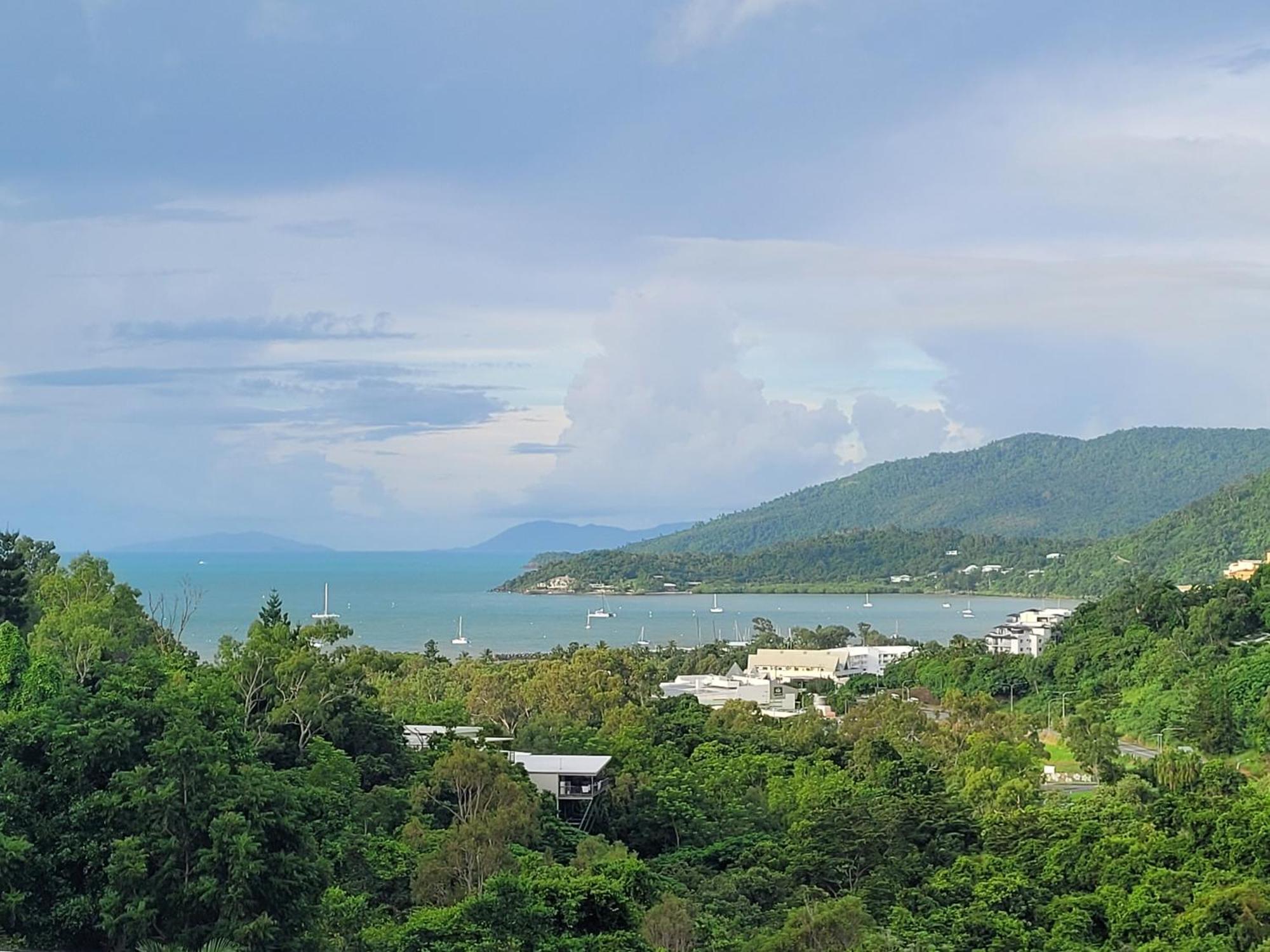 Airlie Summit Apartments Airlie Beach Eksteriør bilde